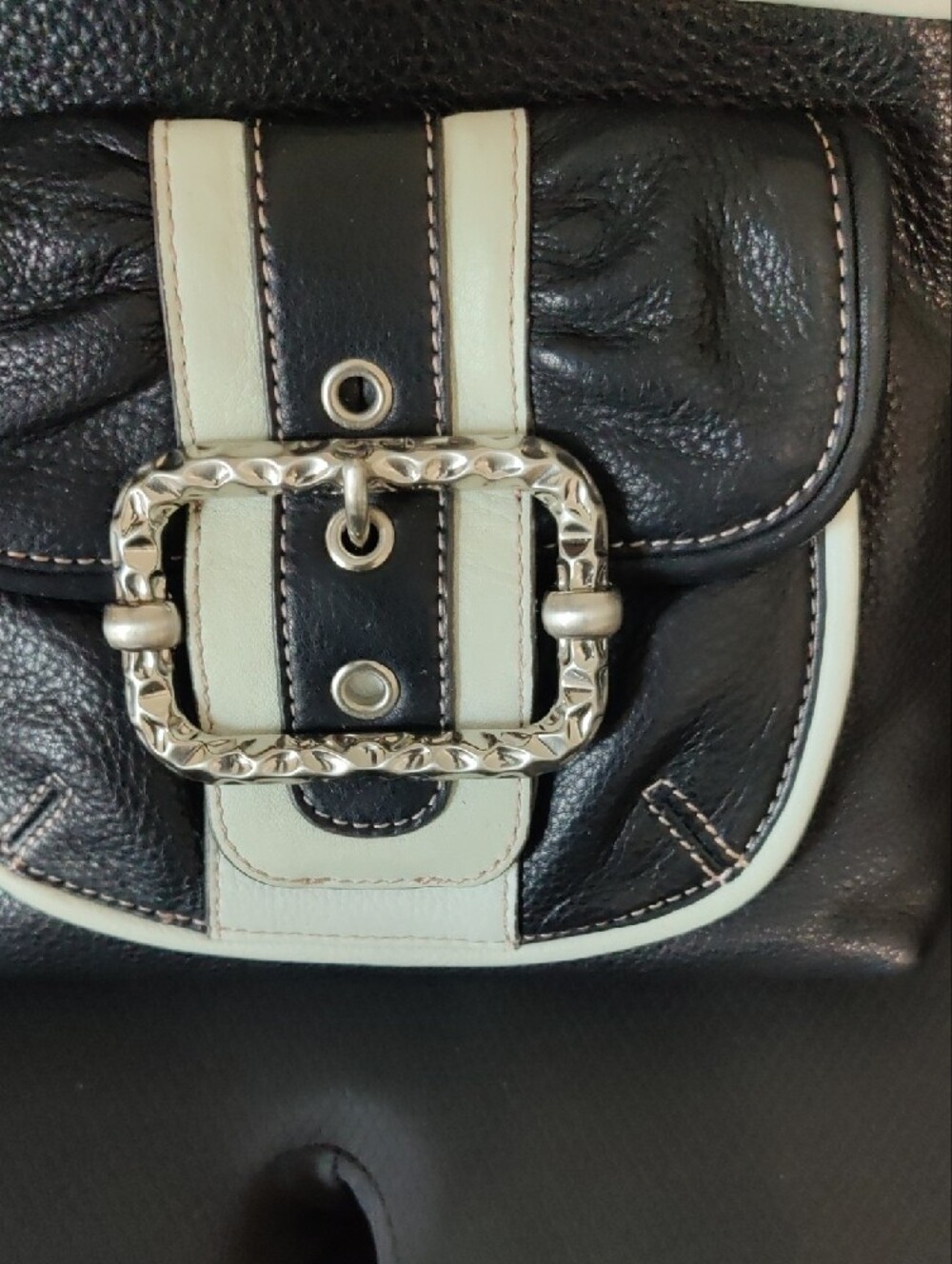 b. makowsky Black and White Leather Crossbody with Decorative Buckle - Picture 3 of 14